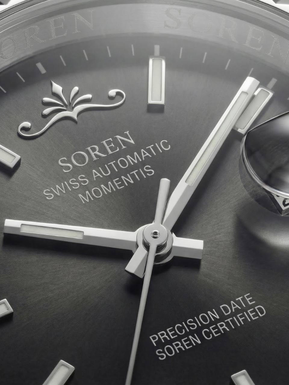 Soren Momentis Grey dial close-up — sapphire crystal, date at 3 o'clock