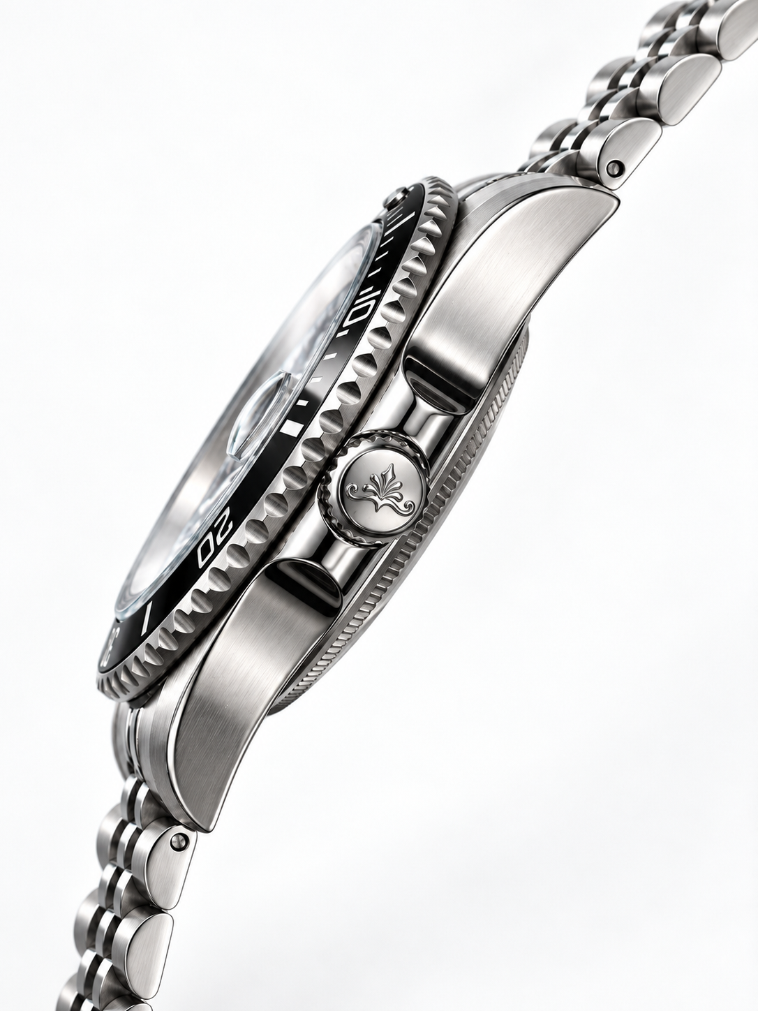 Soren Oceanic Black side view — 40mm case profile, 316L stainless steel
