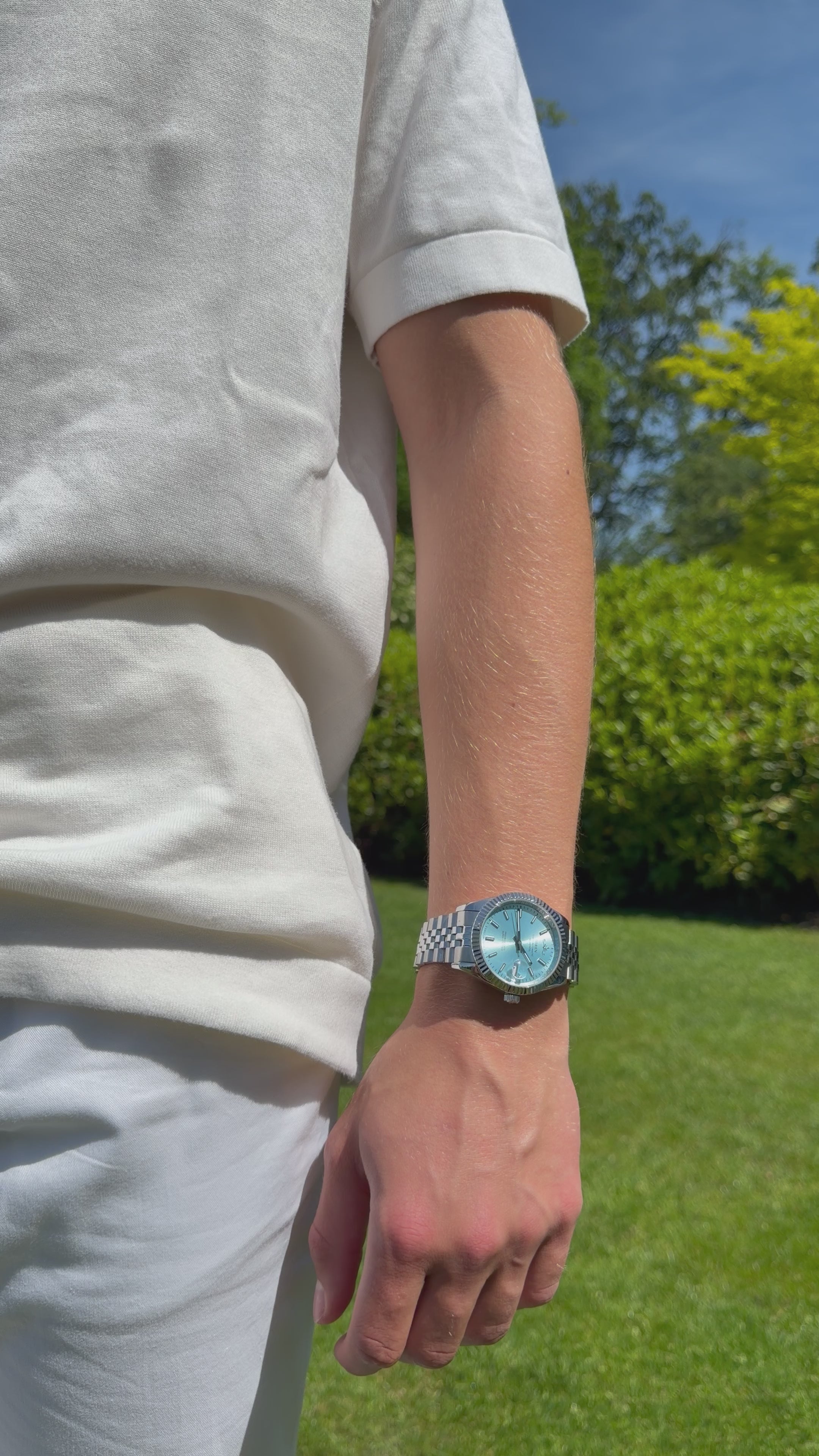 Soren Momentis Ice Blue video — Swiss Made automatic watch
