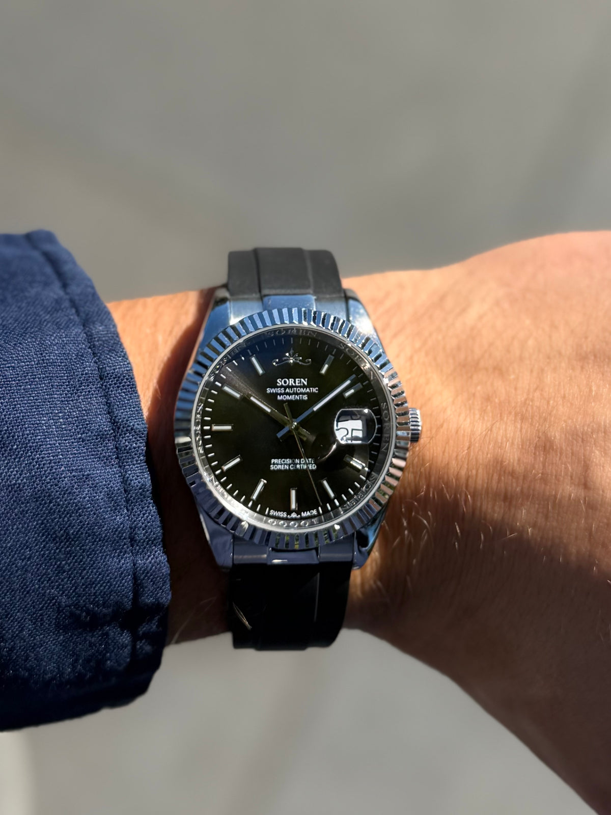 SOREN Momentis black dial Swiss Made automatic watch on FKM rubber strap