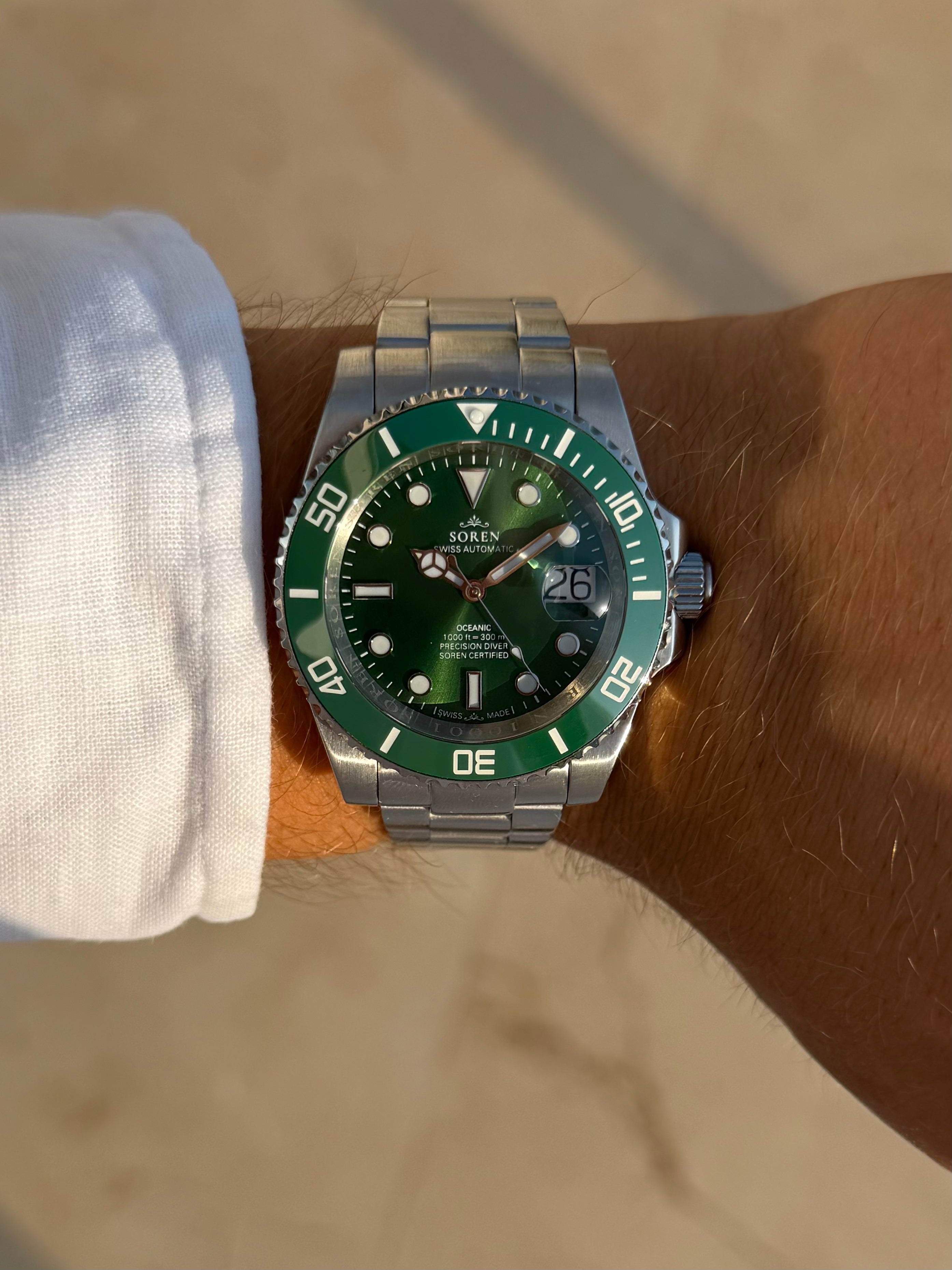 SOREN Oceanic all green Swiss Made automatic dive watch on Oyster bracelet